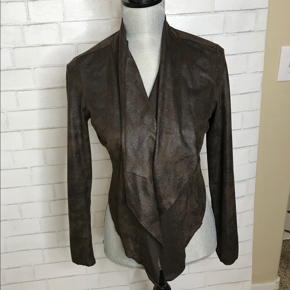 Knox rose drape cover up/ cardigan. Super cute